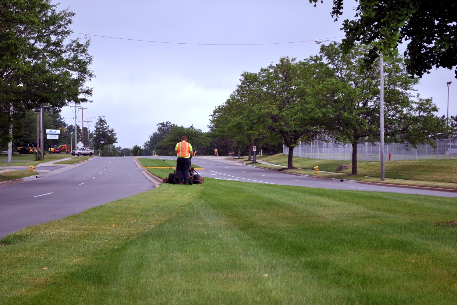 Lawn Mowing Service for Business and Residential in Grand Rapids MI - ProMowLandscape.com